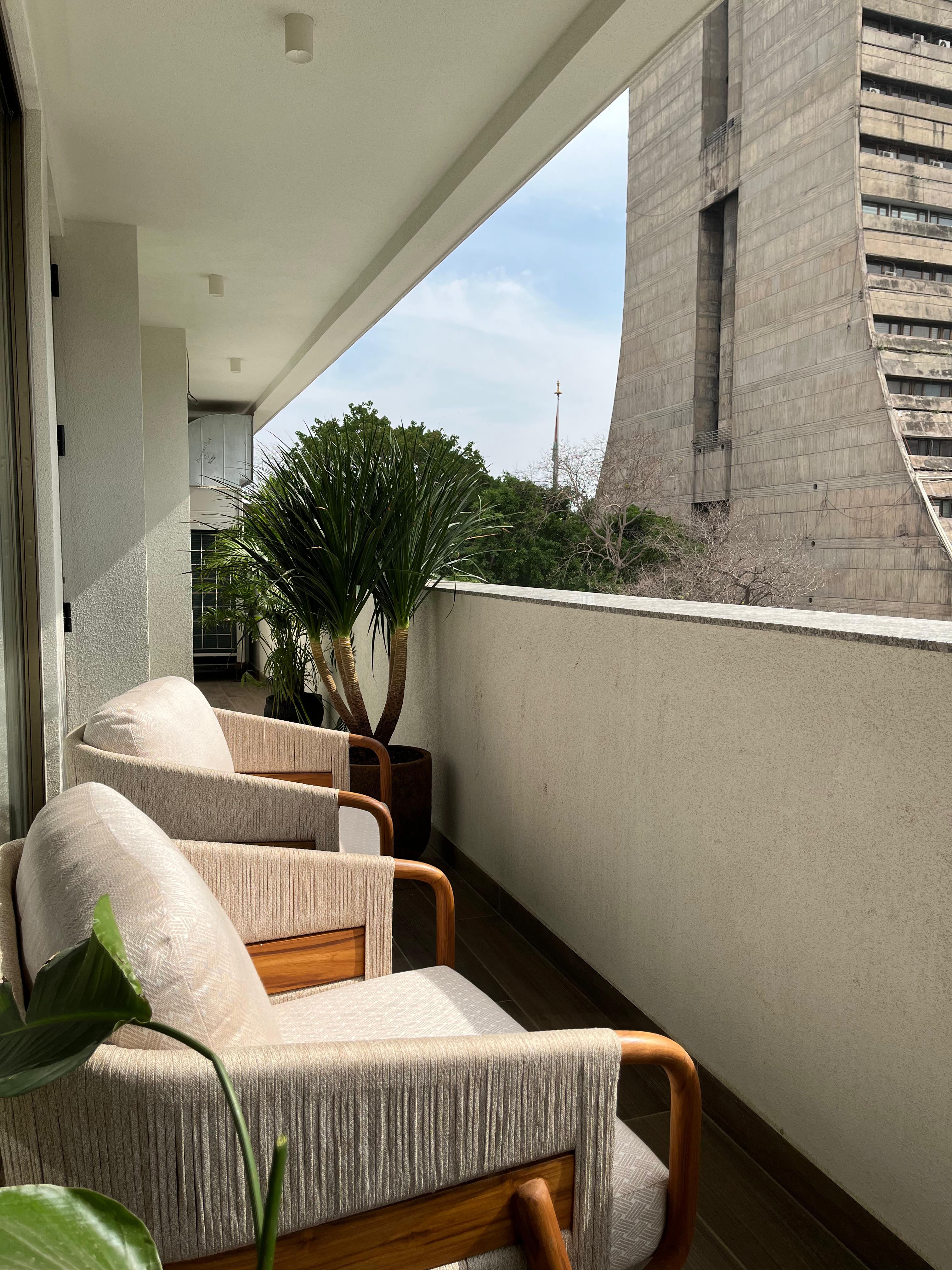 Modern Balcony Garden Seating